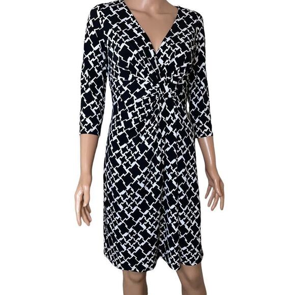 WHBM Women's Elbow Sleeve Geometric Print Wrap Dress black & white SZ 4 - Picture 2 of 10